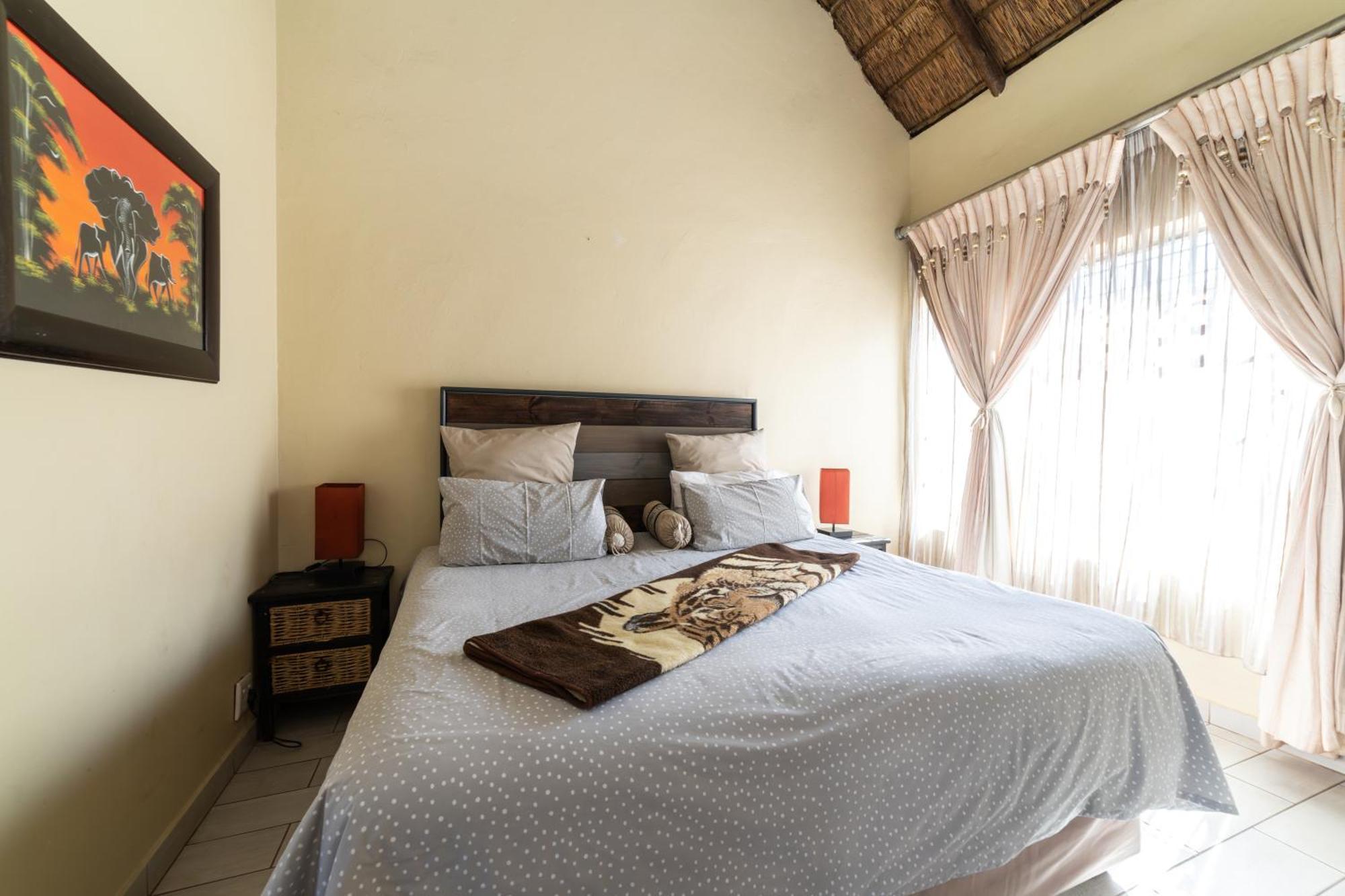 Thatch Haven Guesthouse Центурион Экстерьер фото