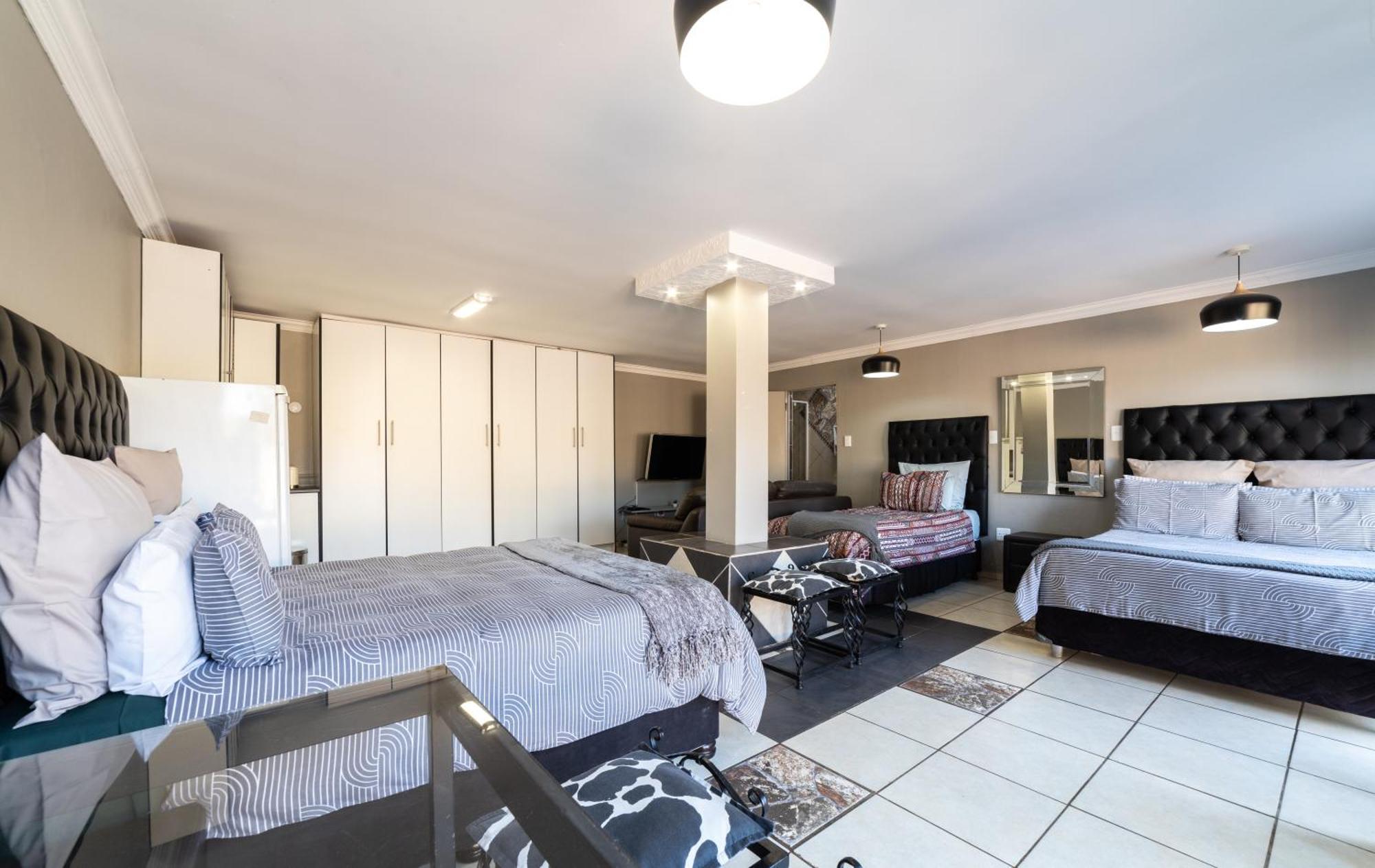 Thatch Haven Guesthouse Центурион Экстерьер фото