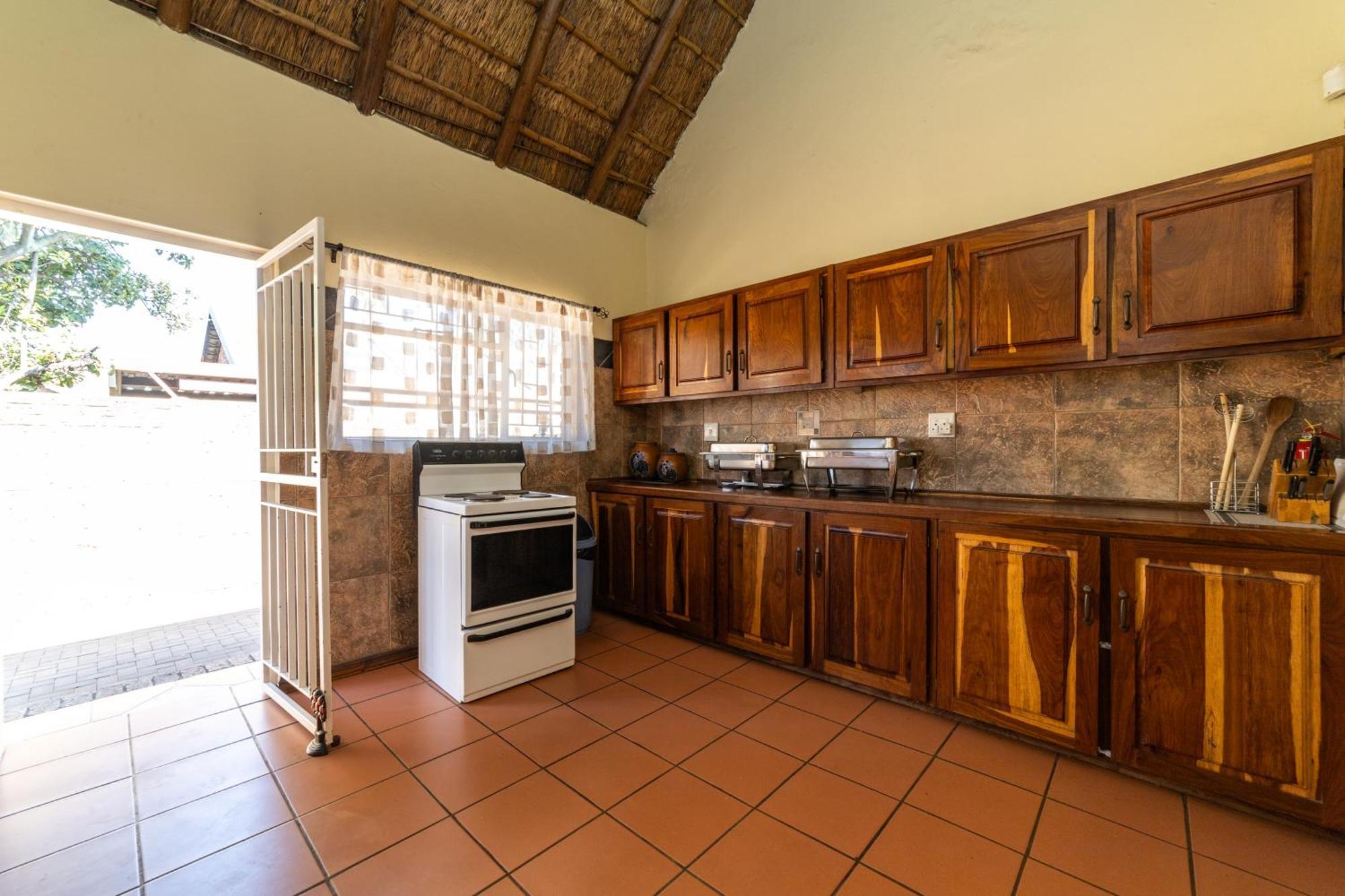 Thatch Haven Guesthouse Центурион Экстерьер фото