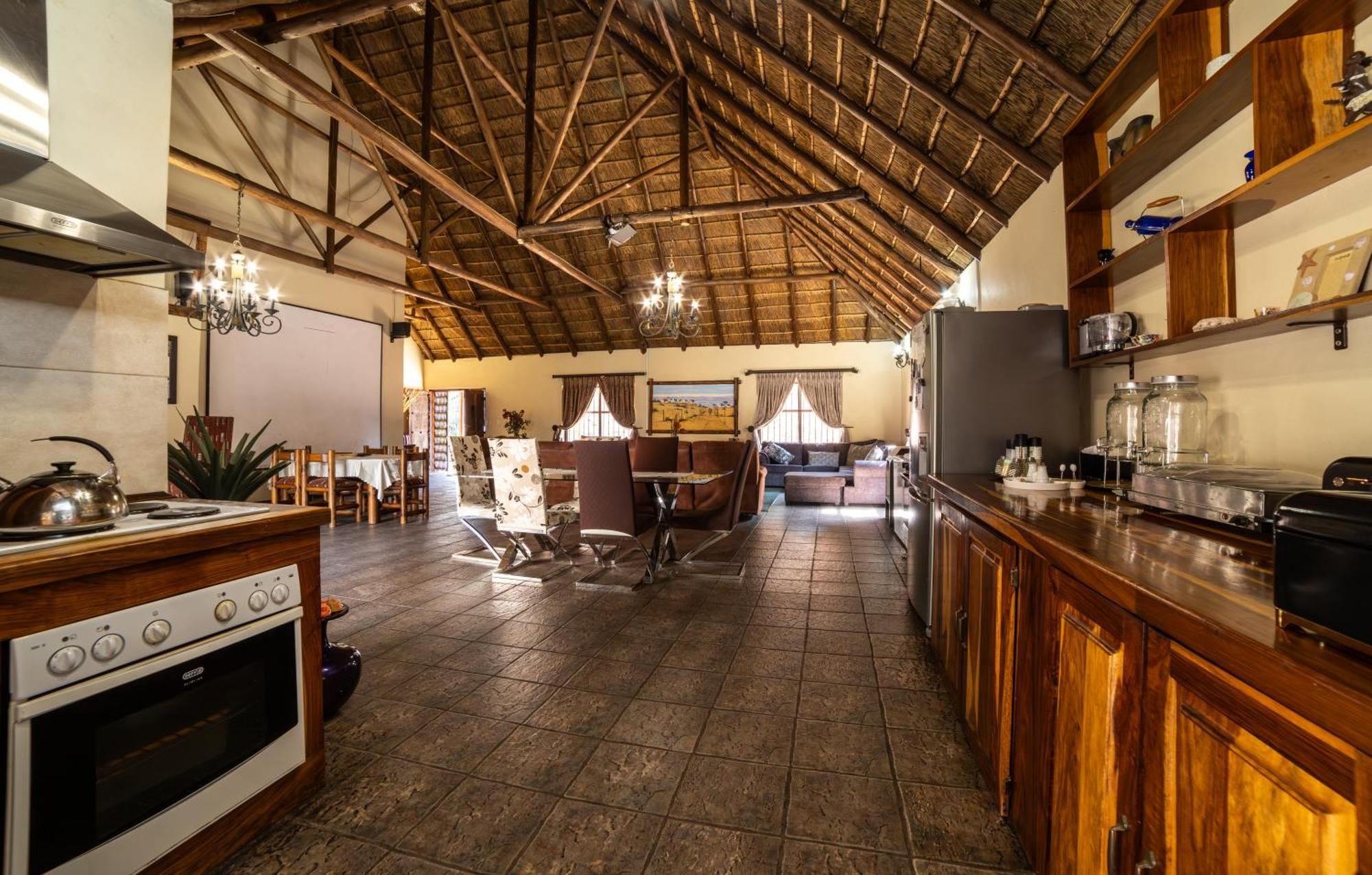 Thatch Haven Guesthouse Центурион Экстерьер фото